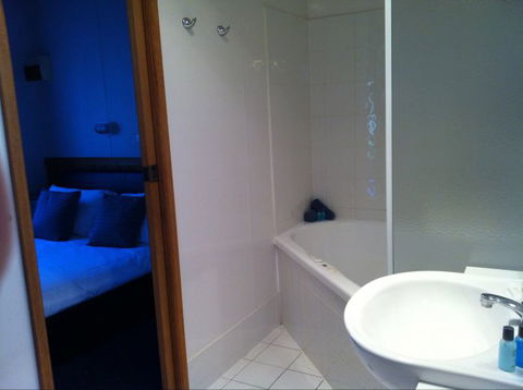 BIG4 Swan Hill - Accommodation Cooktown 2