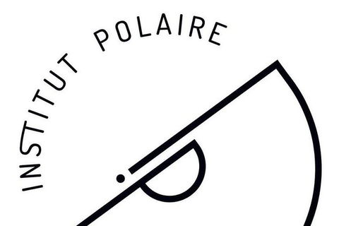 A Sommelier Guided Tour: Thursday Afternoon Wine Gin Cheese & Cocktails - Accommodation Cooktown 13