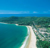 Sunshine Coast Hinterland and Noosa Day Trip from Brisbane Including Eumundi Markets and Ginger Factory
