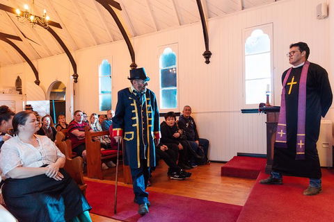 Aboriginal Live Theatre Show And Dinner - Accommodation Cooktown 7