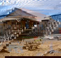 Middleton - Accommodation Cooktown