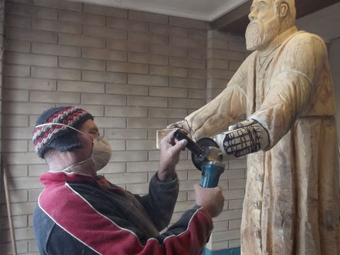 Ant's Redgum Gallery - Accommodation Cooktown 2