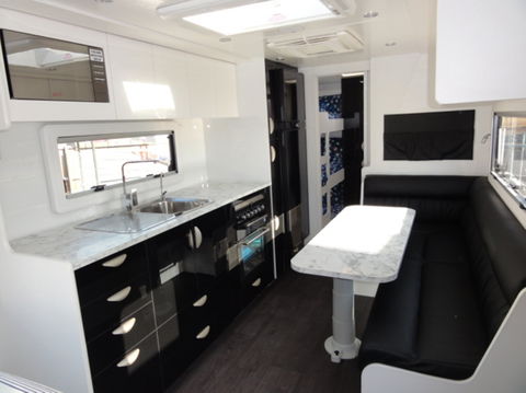 Gateway Caravans - Accommodation Cooktown 2