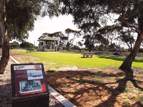 Tailem Bend Historic Rail Trail - Accommodation Cooktown 0