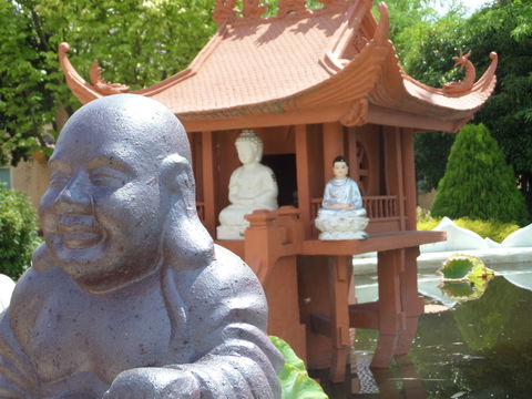 Sakyamuni Buddhist Centre/Van Hanh Monastery - Accommodation Cooktown 1