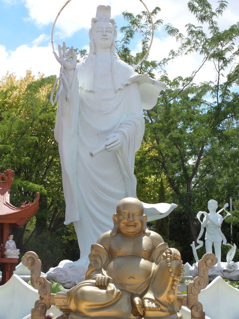 Sakyamuni Buddhist Centre/Van Hanh Monastery - Accommodation Cooktown 2