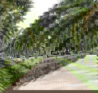 Dan Gleeson Memorial Gardens - Accommodation Cooktown