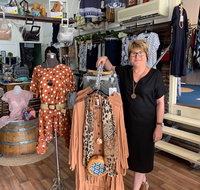 Kaysuelle Fashions - Accommodation Cooktown