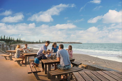 Port Elliot - Accommodation Cooktown 1