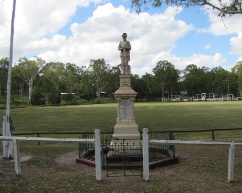 Apple Tree Creek War Memorial - Accommodation Cooktown 0
