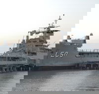 HMAS Tobruk Dive - Accommodation Cooktown