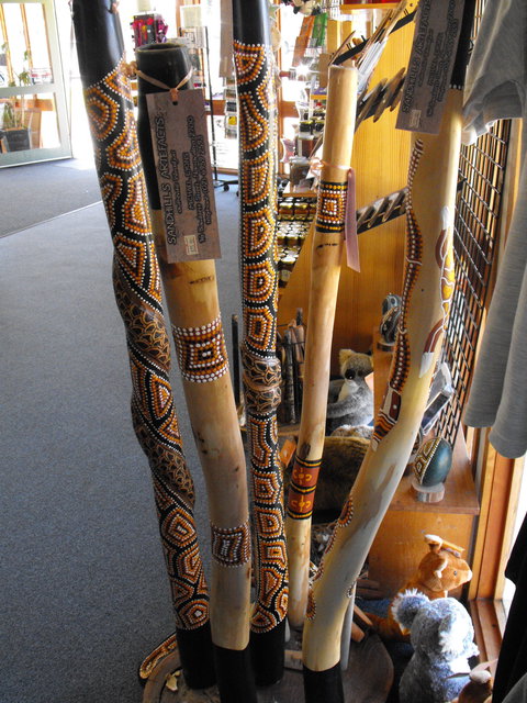 Sandhills Artefacts - Accommodation Cooktown 1