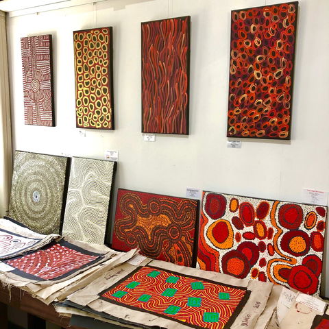 Yubu Napa Art Gallery And Studio - Accommodation Cooktown 1