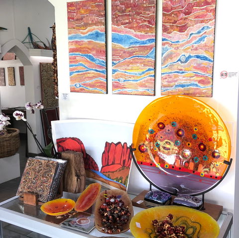 Yubu Napa Art Gallery And Studio - Accommodation Cooktown 2