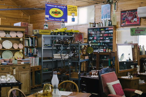 Bowning Antique Centre - Accommodation Cooktown 1
