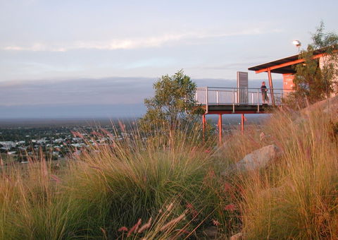Towers Hill Lookout And Amphitheatre - Accommodation Cooktown 1