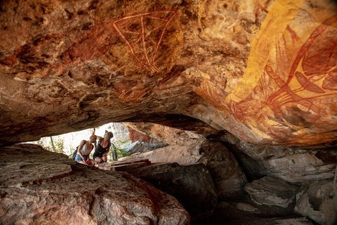 Arnhem Land Injalak Hill Full-Day Tour From Jabiru - Accommodation Cooktown 1