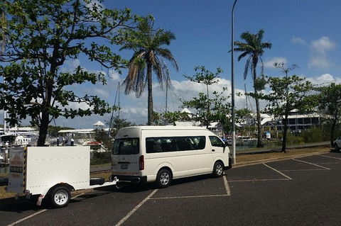 Airport Transfer To Or From Port Douglas Hotels For Up To 13 People (7am-10pm) - Accommodation Cooktown 2