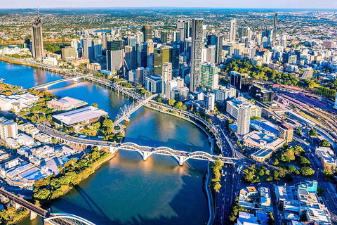 Brisbane Airport Transfers : Brisbane To Brisbane Airport BNE In Luxury Van - Accommodation Cooktown 2