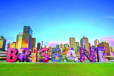 Brisbane Airport Transfers : Brisbane To Brisbane Airport BNE In Luxury Van - Accommodation Cooktown 7