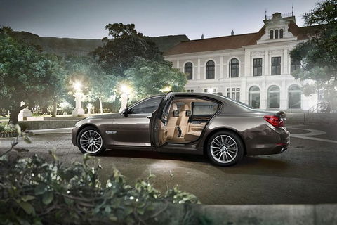 BMW Car Melbourne Airport To CBD - Accommodation Cooktown 3