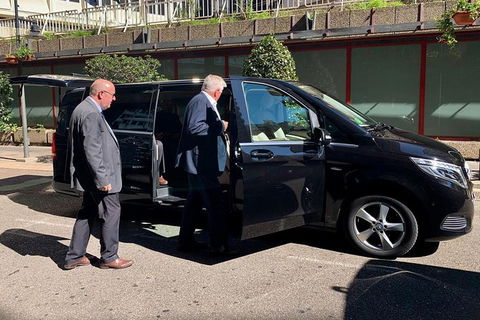 Arrival Private Transfer Melbourne Airport MEL To Melbourne City By Luxury Van - Accommodation Cooktown 4