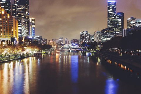 Melbourne Airport Transfers: Melbourne To Melbourne Airport MEL In Luxury Car - Accommodation Cooktown 7