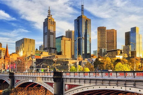 Melbourne Airport Transfers: Melbourne To Melbourne Airport MEL In Luxury Car - Accommodation Cooktown 2