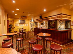 Fortune Of War Hotel - Accommodation Cooktown 2