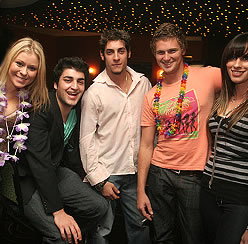 Illinois Hotel - Accommodation Cooktown 2