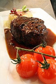 Beachouse Grillbar - Accommodation Cooktown 3