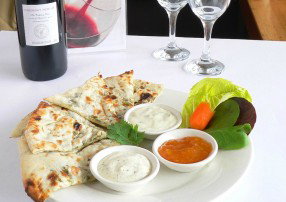 Raj's Palace Indian Restaurant - Accommodation Cooktown 0