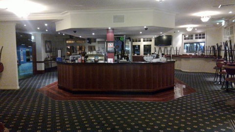 Formby Hotel - Accommodation Cooktown 2