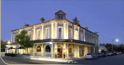 Seaview Tavern - Accommodation Cooktown