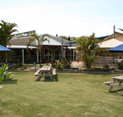 Moonee Beach Tavern - Accommodation Cooktown