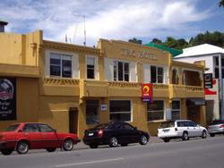 TRC Hotel - Accommodation Cooktown 1