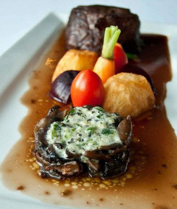 Aqua Linea Restaurant - Accommodation Cooktown 4