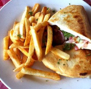 Elio's Osteria - Accommodation Cooktown 1