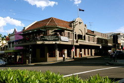 Town Hall Hotel - Accommodation Cooktown 3