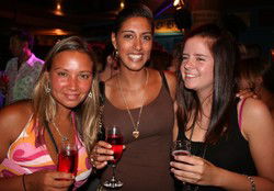 PJ O'Briens - Accommodation Cooktown 3