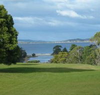Kingston Beach Golf Club - Accommodation Cooktown