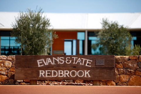 Evans & Tate - Accommodation Cooktown 1