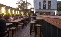Bank Hotel - Accommodation Cooktown 2