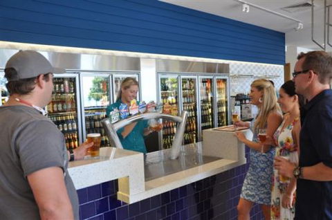 Beach House Hotel - Accommodation Cooktown 3