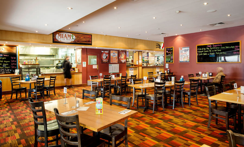 Miami Tavern - Accommodation Cooktown 4