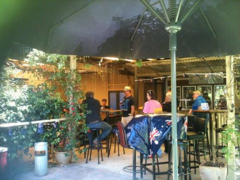 Blyth Hotel - Accommodation Cooktown 2