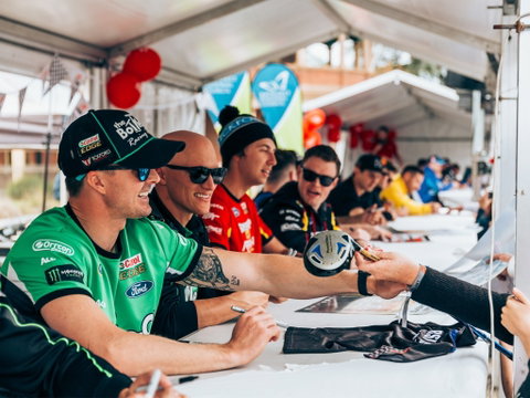 B-Rock Super Wednesday - Driver Signing - Accommodation Cooktown 0