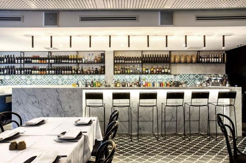 Zahli Modern Middle Eastern Restaurant - Accommodation Cooktown 4