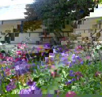 Raglan Art Award Exhibition - Accommodation Cooktown