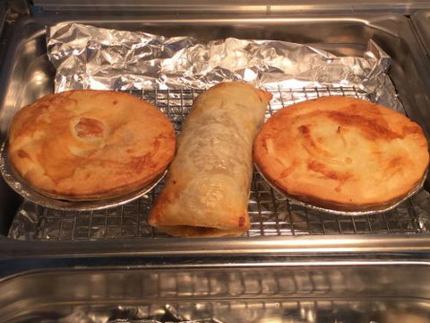 Hallows' Eve - Accommodation Cooktown 4